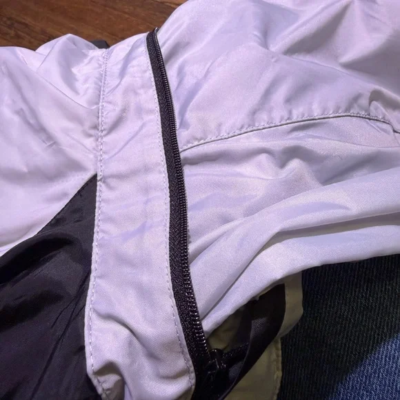 Nike Vintage Windbreaker Jacket for Men - Black, White and Gray Blocks Sz S - Picture 7 of 7